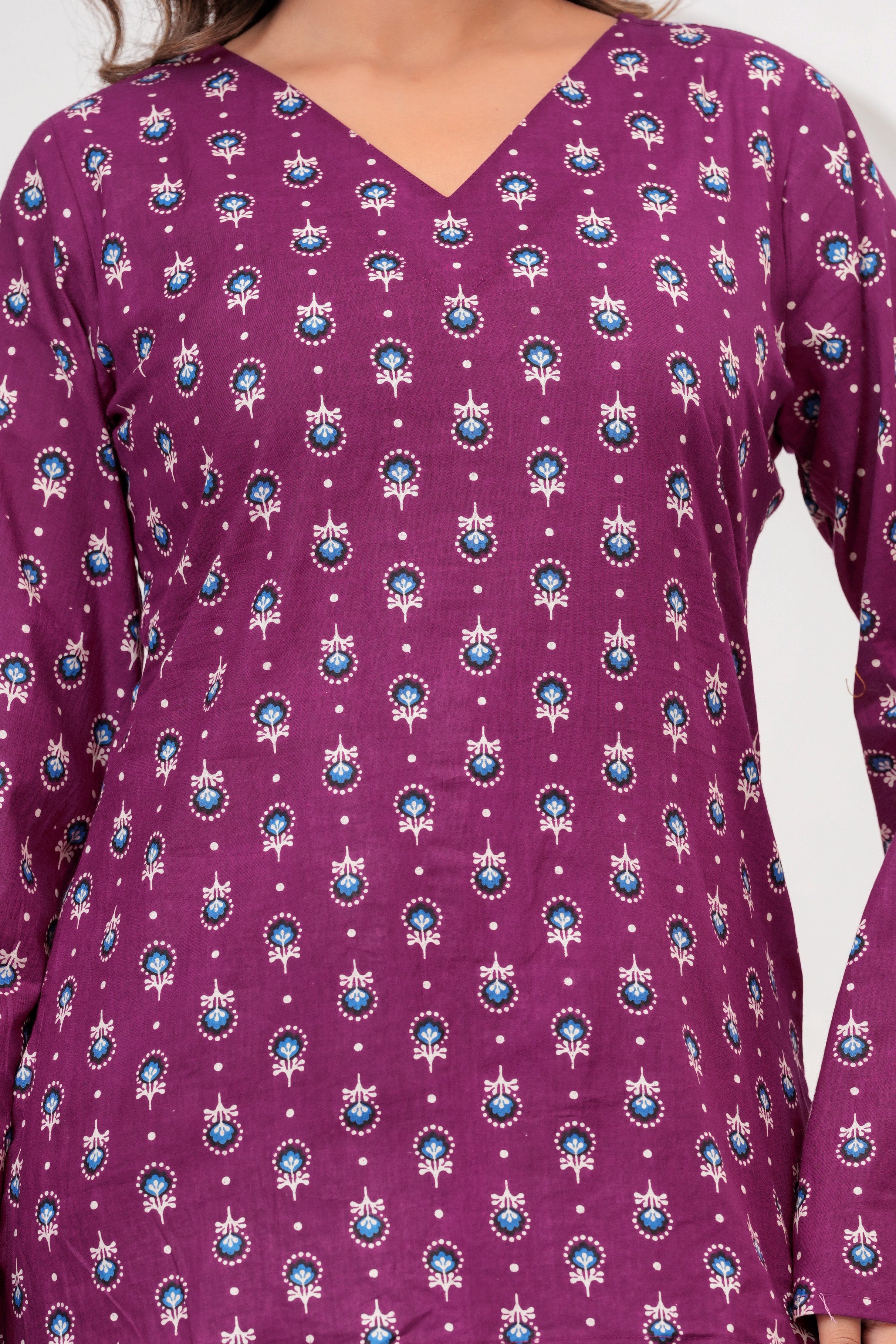 Jaipur Tales Women’s Royal Plum Printed Lace-Back Kurti | Elegant Cotton Casual Kurti