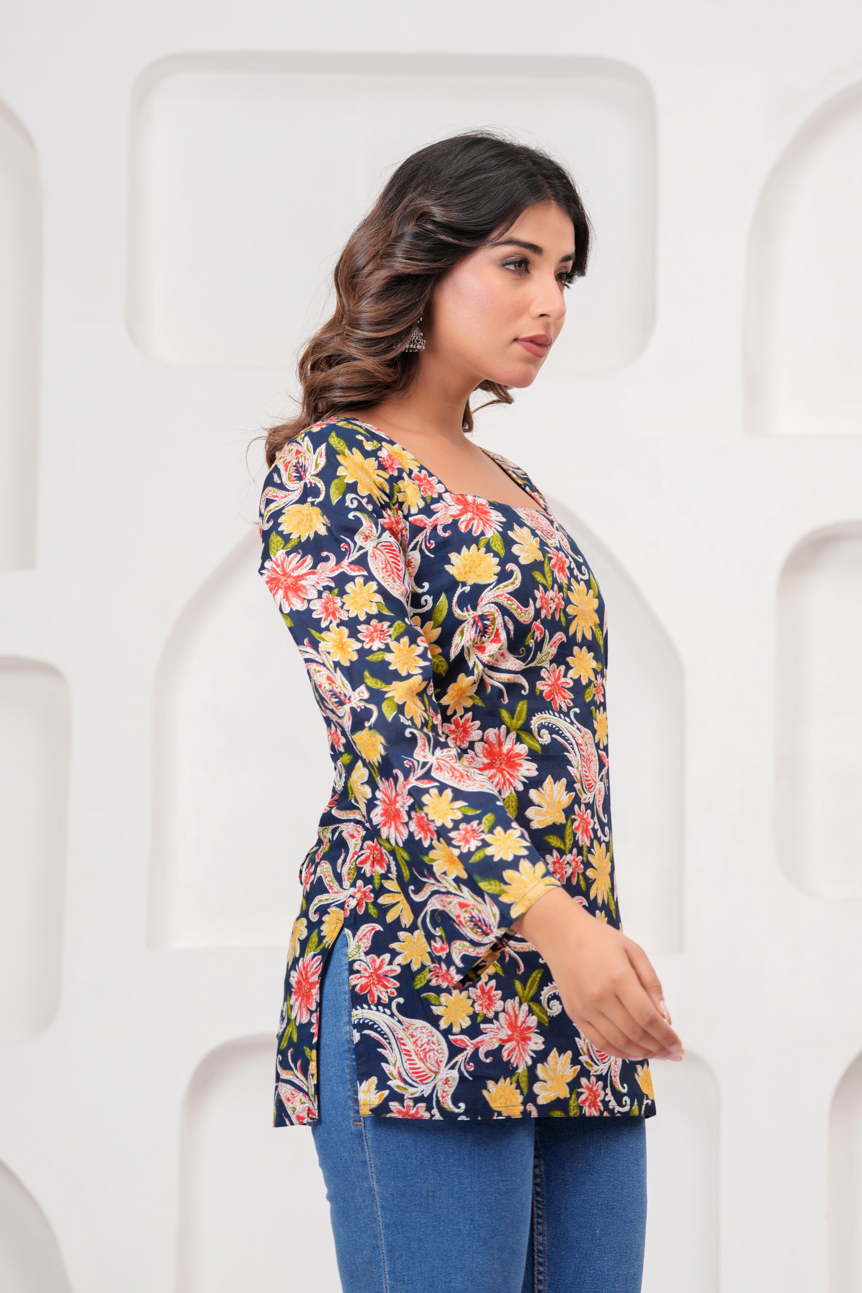 Jaipur Tales Women’s Midnight Blue Floral Printed Lace-Back Kurti | Stylish Cotton Casual Kurti