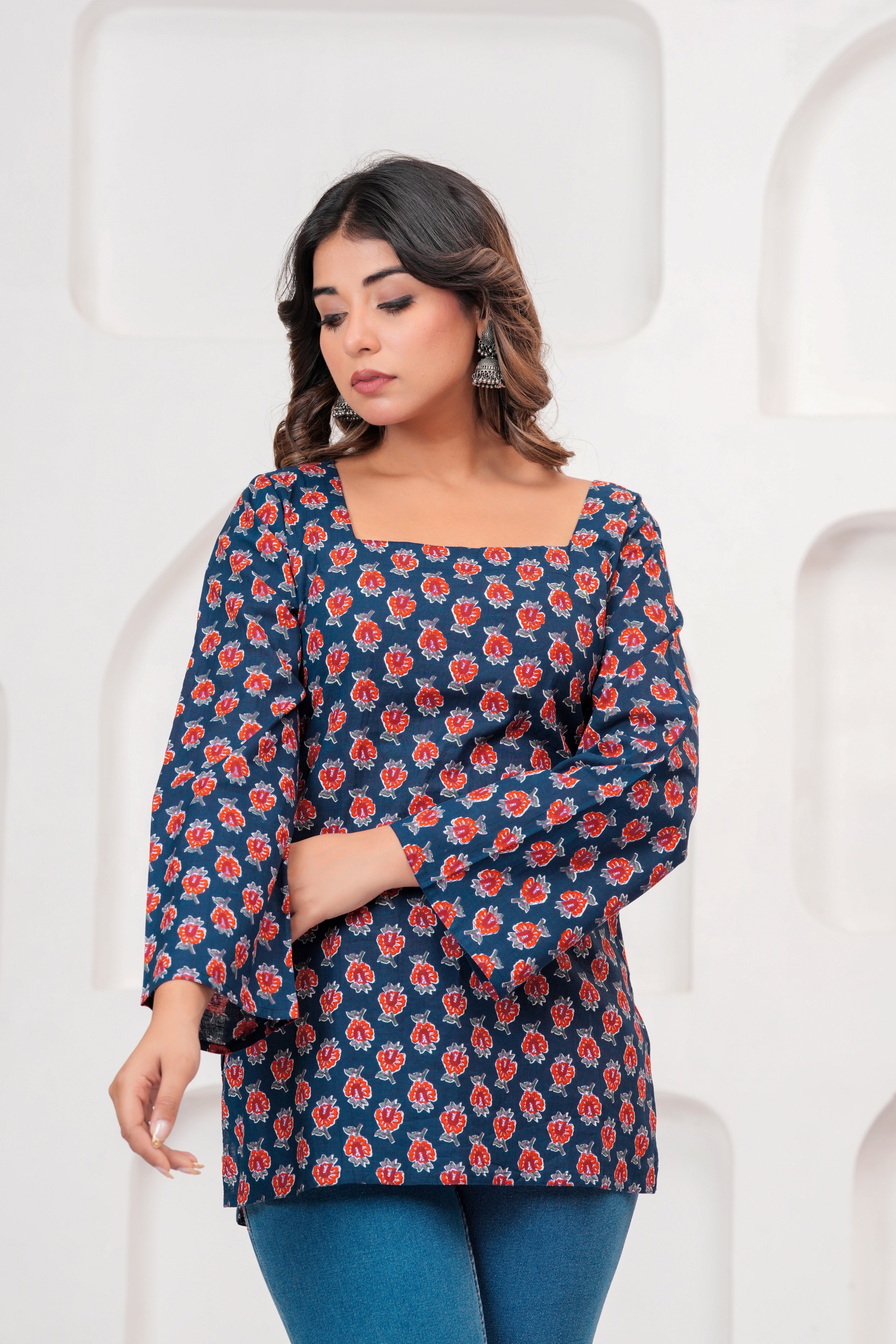 Jaipur Tales Women’s Midnight Blue Floral Printed Lace-Back Kurti | Elegant Cotton Casual Kurti